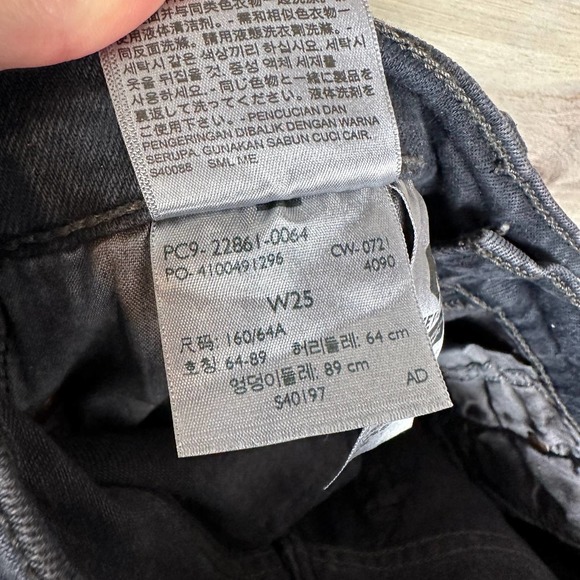 Levi's Wedgie Icon Wild Bunch Jeans - Picture 8 of 8